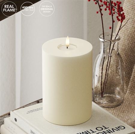 Candele Led. Cero Remote Cont. D.10 H.15cm - Cream