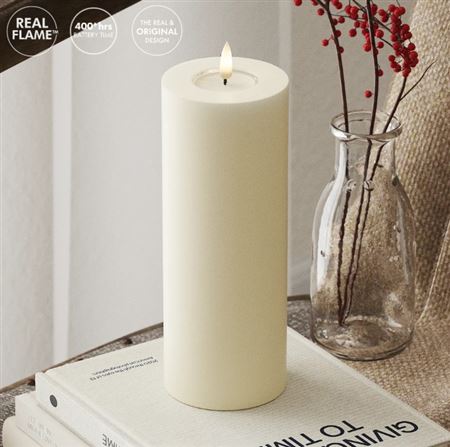 Candele Led. Cero Remote Cont. D.7.5 H.20cm- Cream