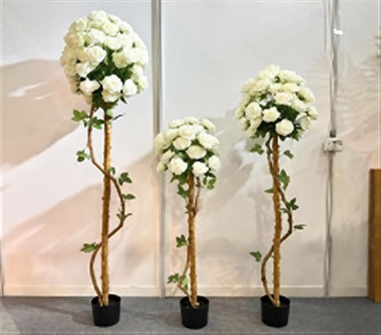Art. Pianta Rose Con Tronco H150cm - White